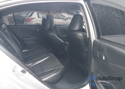 2013 Honda Accord Lx z USA, uszkodzony, nr VIN 1HGCR2F3XDA152210